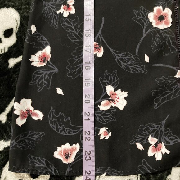 RW&CO Black cherry blossom print top w/ floral lace neckline ~ XS SMALL shirt - Picture 7 of 16